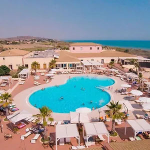 **** Resort Sikania Eco Italy